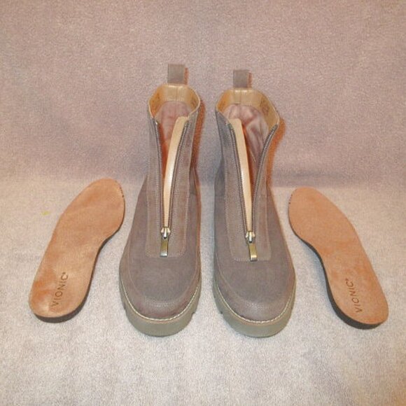 Vionic Estilo Suede Ankle Boots Size 8.5 Chunky Lug Sole Comfort Cushion Zip DWR - Picture 2 of 11